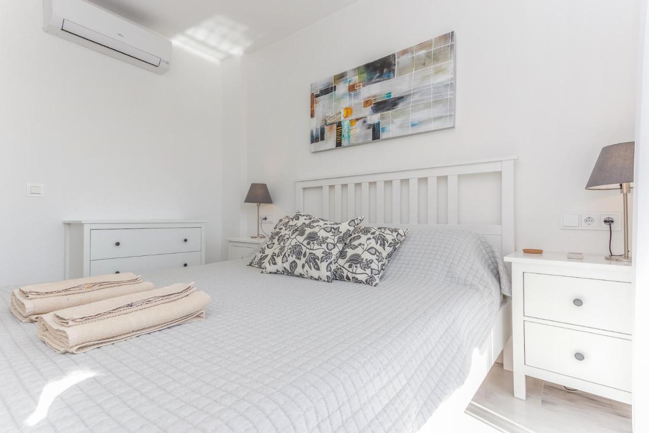 Gran Calahonda 2Br 2Ba With Terrace Wifi/Ac/Pool Apartment Sitio de Calahonda Ngoại thất bức ảnh